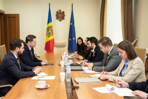 Moldovan government's secretary general meets new GIZ 